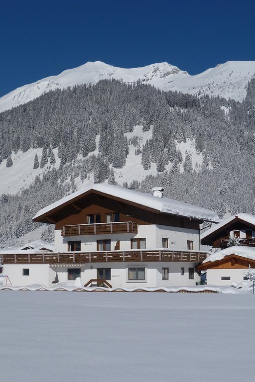 Haus Enzian Daire Lermoos Dış mekan fotoğraf