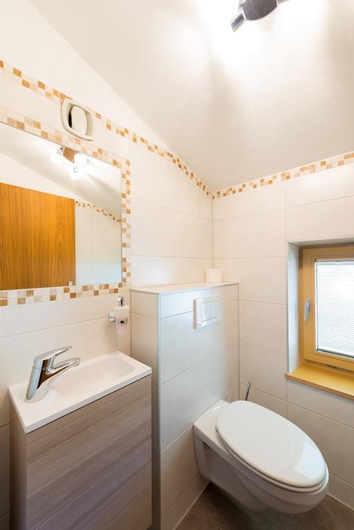 Haus Enzian Daire Lermoos Oda fotoğraf