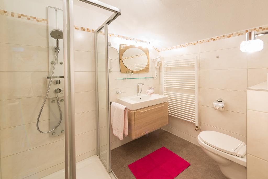 Haus Enzian Daire Lermoos Oda fotoğraf